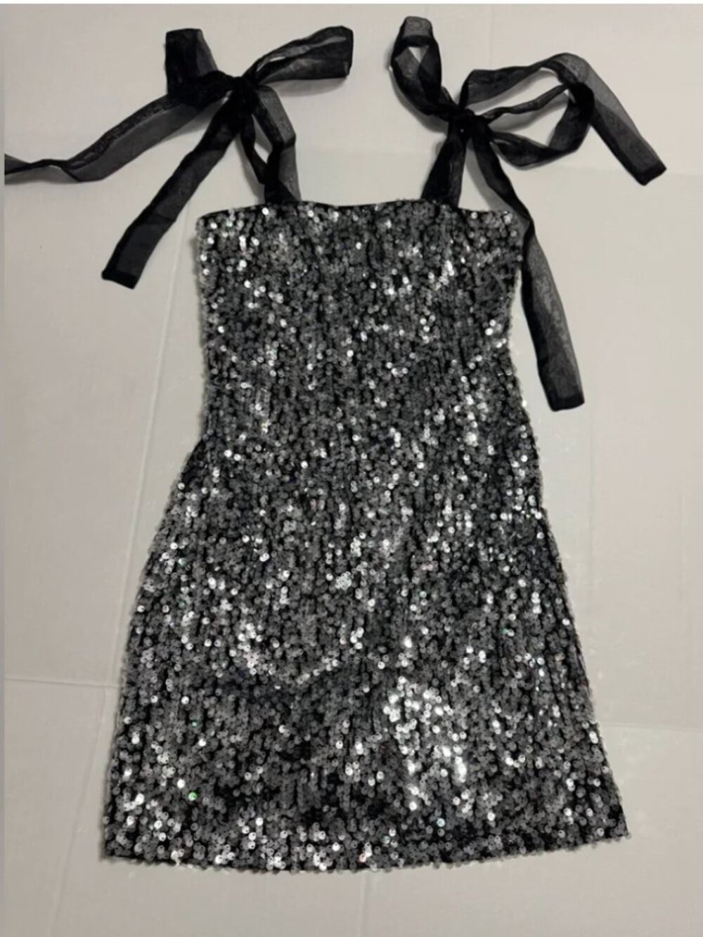 Lulu's Elegant Sequin Silver/Black Mini Dress NWOT